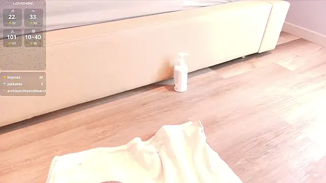 Leamonroe   online show from 02.27.25