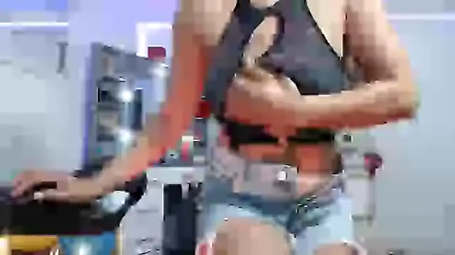 sexy bunny hot online show from 03.20.25