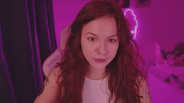 Snapshot of Elsie_Ginger chatting on 12.10.24 Elsie Ginger online show from 12.10.24