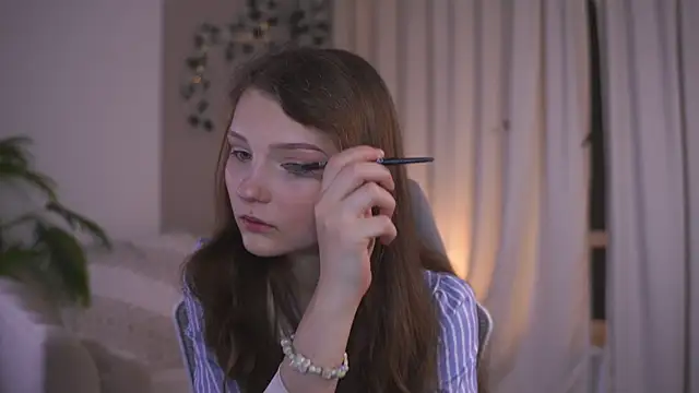 CindyGarrison online show from 11.05.25