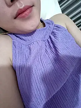 Snapshot of Sexyass13 chatting on 10.15.25 Sexyass13 online show from 10.15.25