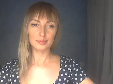 Snapshot of EffectMaya chatting on 01.10.26 EffectMaya online show from 01.10.26