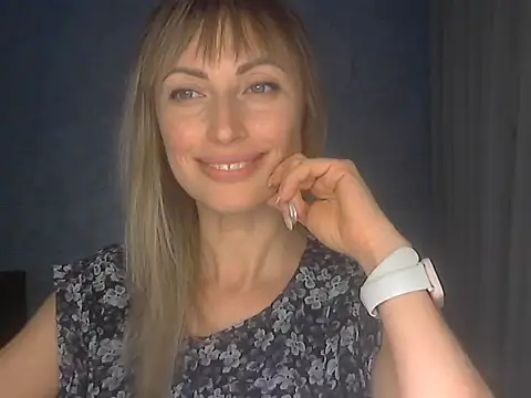 Snapshot of EffectMaya chatting on 01.13.26 EffectMaya online show from 01.13.26