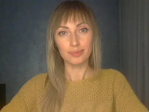 Snapshot of EffectMaya chatting on 01.15.26 EffectMaya online show from 01.15.26