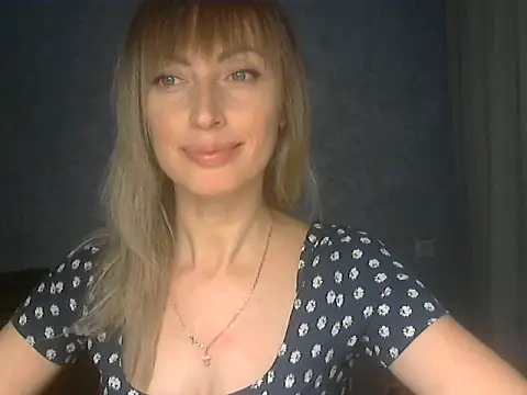 Snapshot of EffectMaya chatting on 02.04.26 EffectMaya online show from 02.04.26