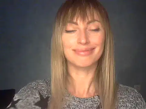 Snapshot of EffectMaya chatting on 02.11.26 EffectMaya online show from 02.11.26