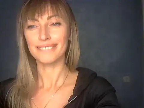 Snapshot of EffectMaya chatting on 02.12.26 EffectMaya online show from 02.12.26