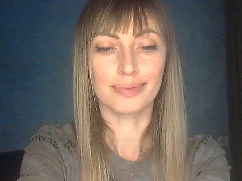 Snapshot of EffectMaya chatting on 03.22.26 EffectMaya online show from 03.22.26