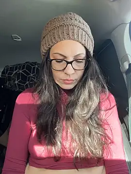 BeautifulMesss online show from 12.15.25