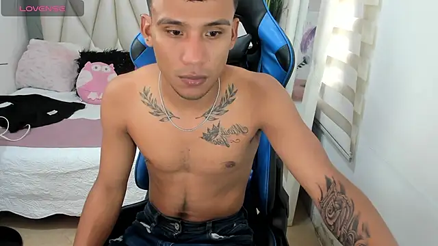 Backsex boy online show from 01.30.25