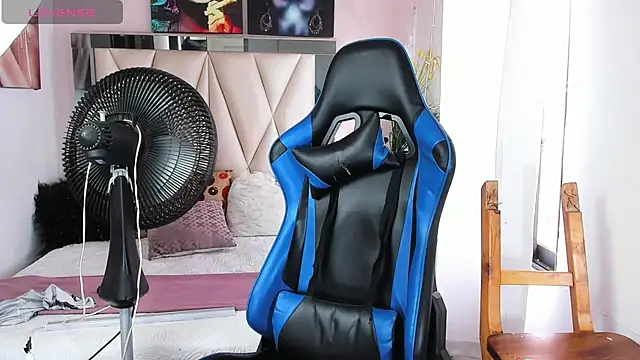 Backsex boy online show from 03.06.25