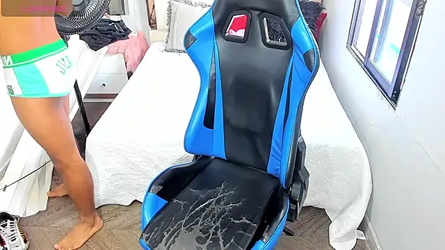 Backsex boy online show from 11.07.25