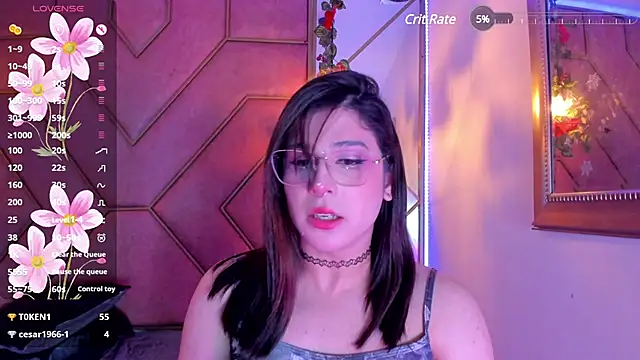 Snapshot of Yuri_Stars chatting on 02.04.25 Yuri Stars online show from 02.04.25