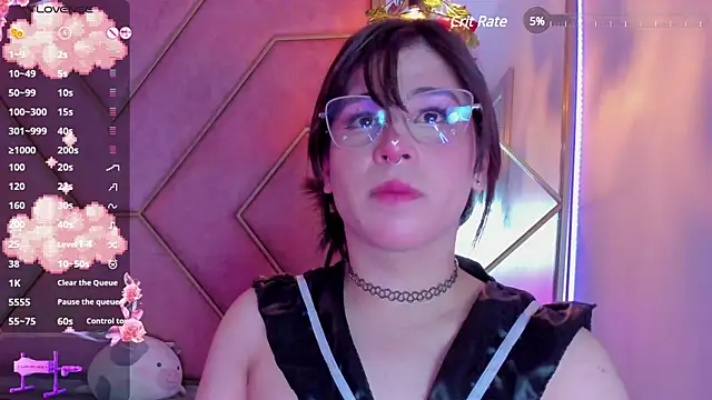 Snapshot of Yuri_Stars chatting on 02.16.25 Yuri Stars online show from 02.16.25