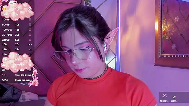 Snapshot of Yuri_Stars chatting on 02.18.25 Yuri Stars online show from 02.18.25