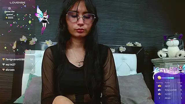 NayeCloud online show from 02.14.25