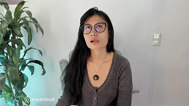 NayeCloud online show from 05.14.26