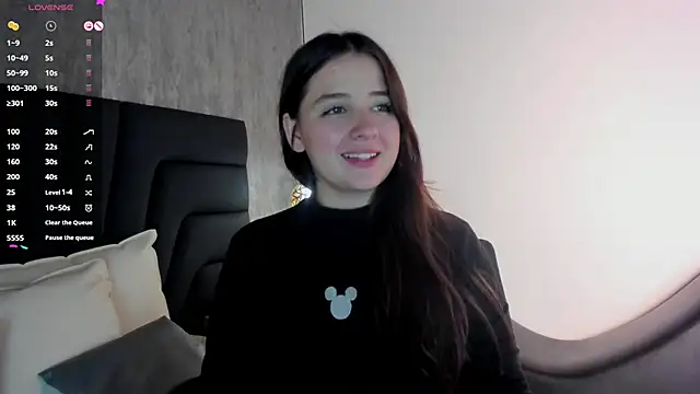 Snapshot of Sabrina_Lennox chatting on 02.11.25 Sabrina Lennox online show from 02.11.25