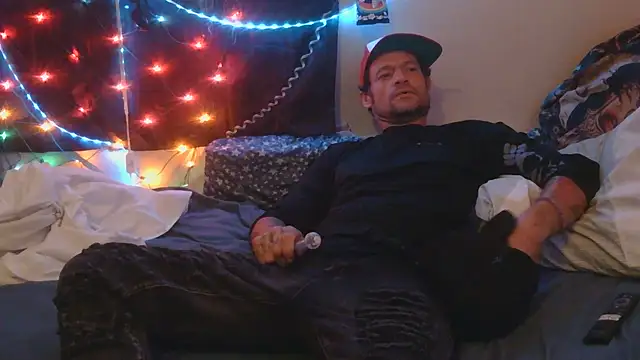 TheOneYouLove69 online show from 10.08.25