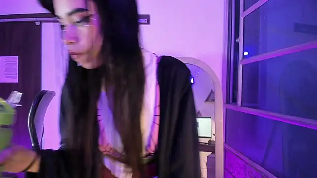 Jasmin Skinny online show from 10.19.25