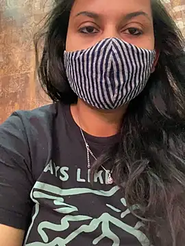 Snapshot of HaaniKaur chatting on 03.04.25 HaaniKaur online show from 03.04.25