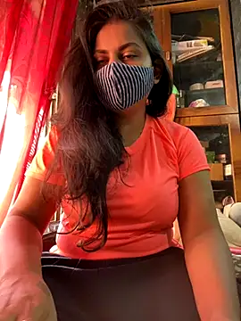 HaaniKaur online show from 11.17.25