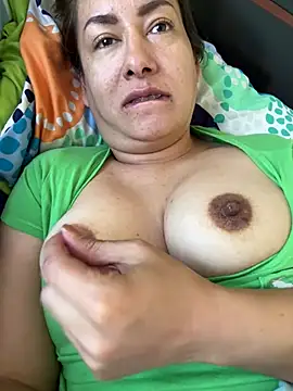 Snapshot of xLadyScarlettx chatting on 01.20.25 xLadyScarlettx online show from 01.20.25