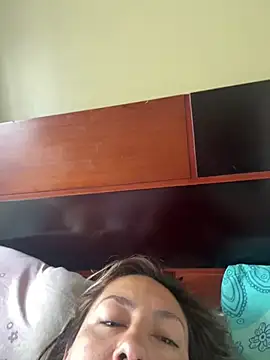 Snapshot of xLadyScarlettx chatting on 02.01.25 xLadyScarlettx online show from 02.01.25