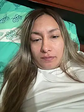 Snapshot of xLadyScarlettx chatting on 02.11.25 xLadyScarlettx online show from 02.11.25