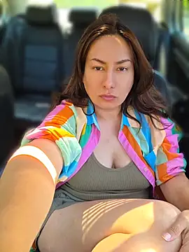 xLadyScarlettx online show from 04.18.26