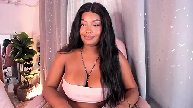 Snapshot of Isaa_Coleman_ chatting on 02.05.25 Isaa Coleman  online show from 02.05.25