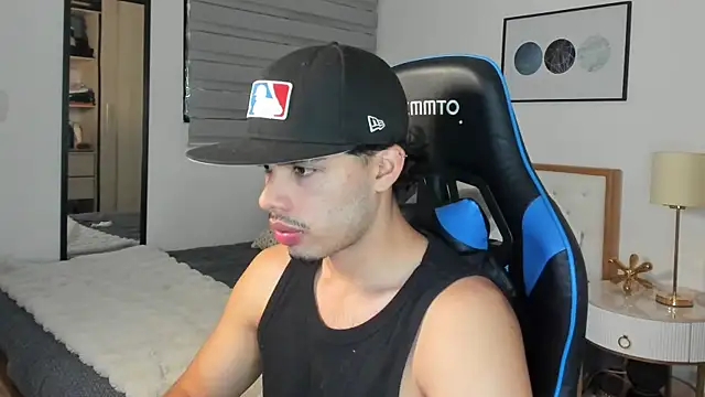 mateoleonee online show from 12.16.24