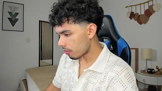 mateoleonee online show from 02.23.25