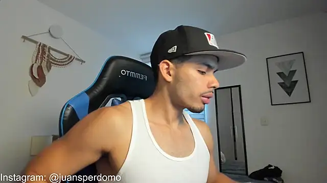 mateoleonee online show from 09.08.25