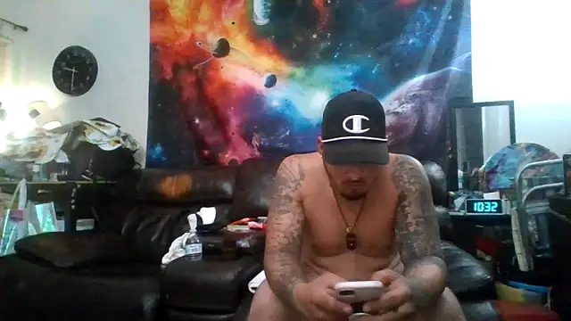 Snapshot of Antoniothedon chatting on 03.25.26 Antoniothedon online show from 03.25.26