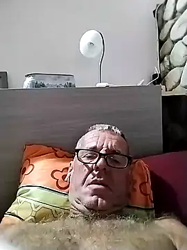 Snapshot of Freddy1962 chatting on 01.08.25 Freddy1962 online show from 01.08.25