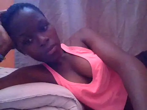 Snapshot of ebonyvalleria1 chatting on 06.02.26 ebonyvalleria1 online show from 06.02.26