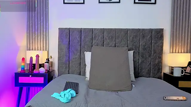 Ema Stone65 online show from 11.15.25