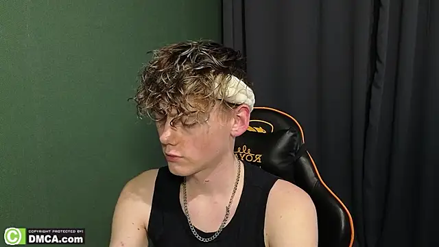 Snapshot of Keytaro chatting on 02.23.26 Keytaro online show from 02.23.26