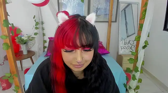 lussyevans24 online show from 02.17.25