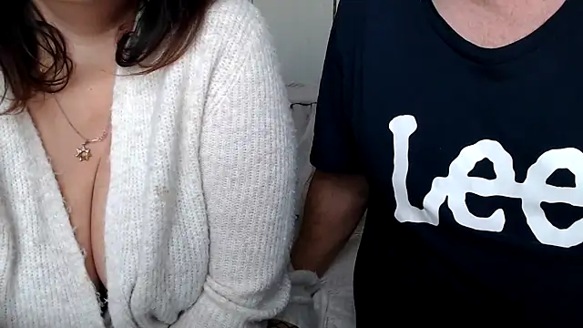 Snapshot of margotgra82 chatting on 10.10.25 margotgra82 online show from 10.10.25