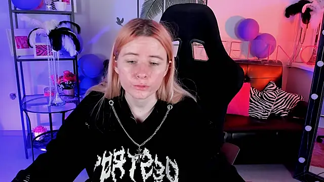 LexiWenford online show from 12.19.24