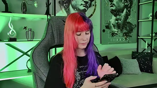 LexiWenford online show from 06.26.26
