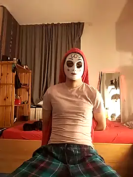 Dennis 2024 online show from 01.05.25