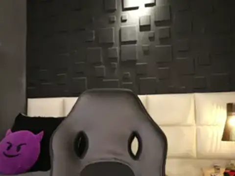 DannSaenz online show from 02.18.25