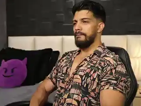 DannSaenz online show from 02.20.25