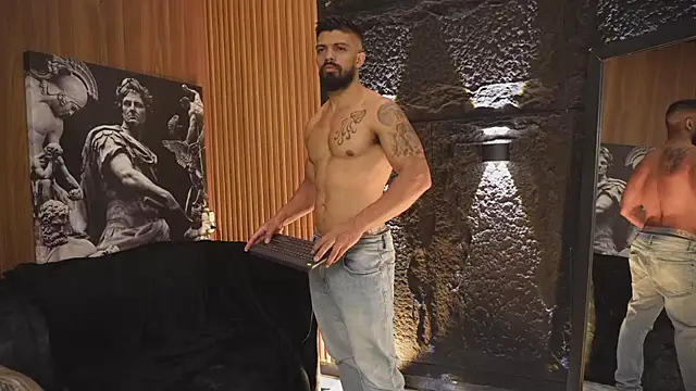 DannSaenz online show from 10.05.25