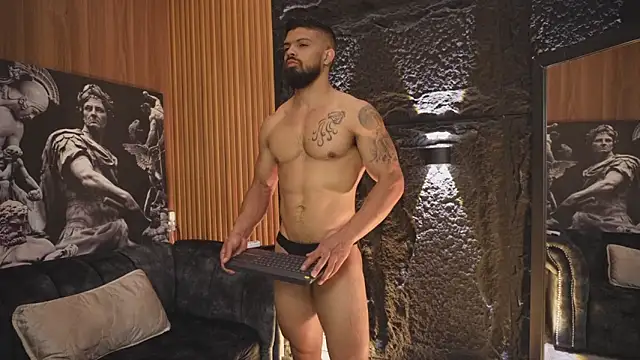 DannSaenz online show from 10.17.25