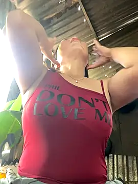 Linaannn online show from 10.12.25