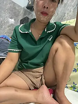 Linaannn online show from 04.11.26